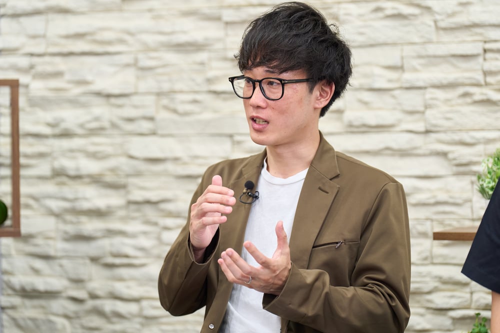 マーケティングも含めた三位一体の体制が必要