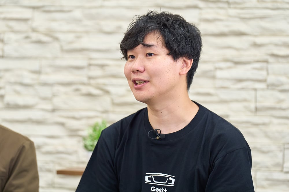 株式会社ギークプラス 夏様